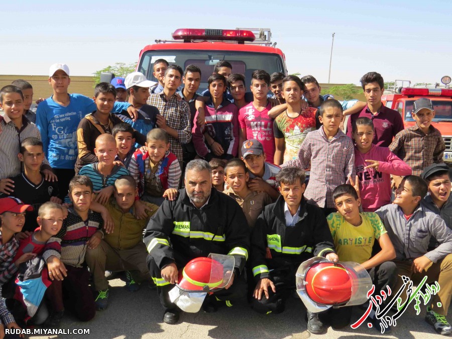 گزارش تصویری/روز آتش نشانی در روداب :: روداب